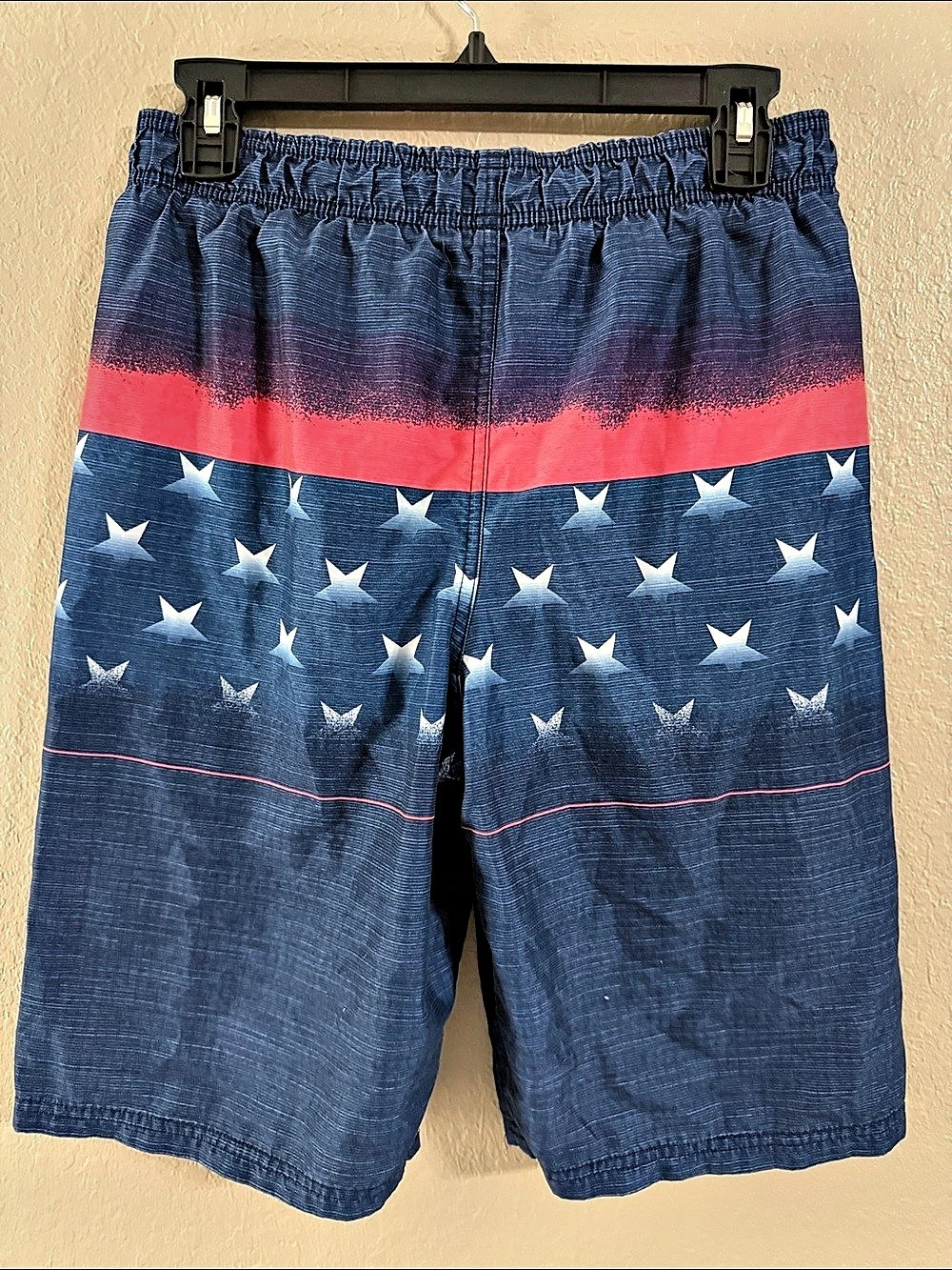 Under Armour Boys XL Swim Trunks Blue & Red Athletic Shorts